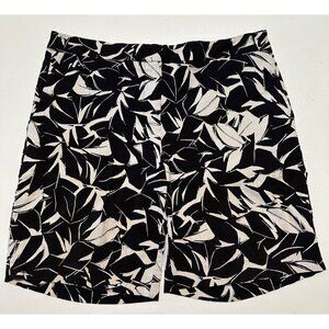 Mario Serrani Womens Shorts Size 6 Black White Leaf Print Summer Casual Resort